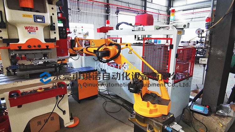 沖床機(jī)械手 沖床機(jī)械手